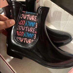 Juicy Couture Romance Graffiti rubber Boots size 7